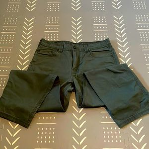 Men’s Prana Pants size 34X30 Dark Green Color.